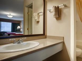Hotel Surestay By Western Leesville