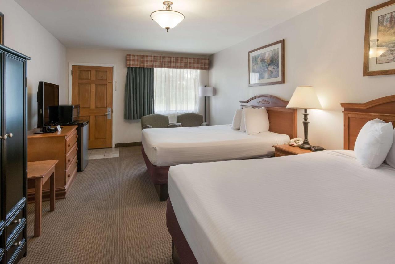 Surestay By Western Hotel 3*