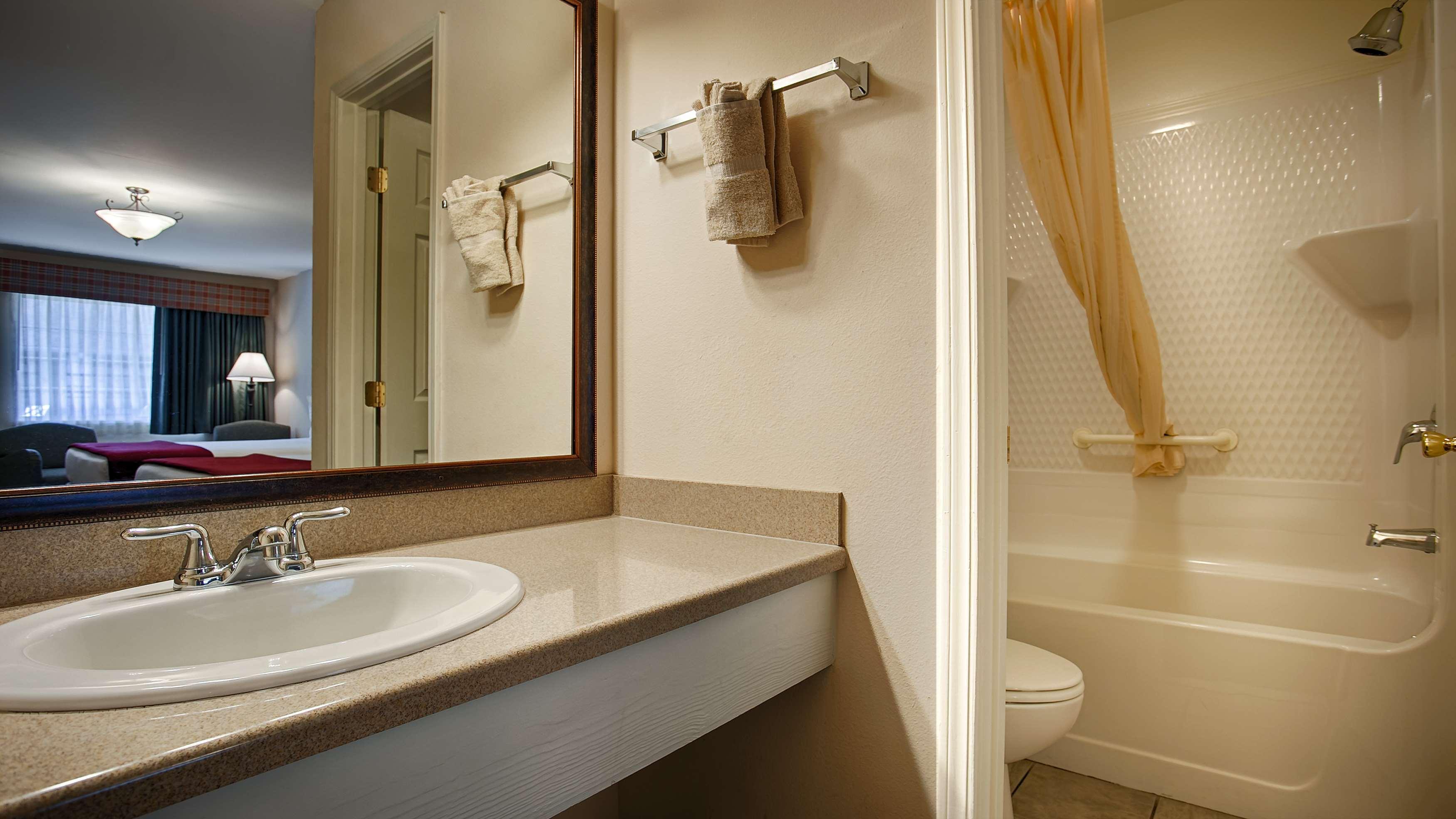 Surestay By Western Hotel