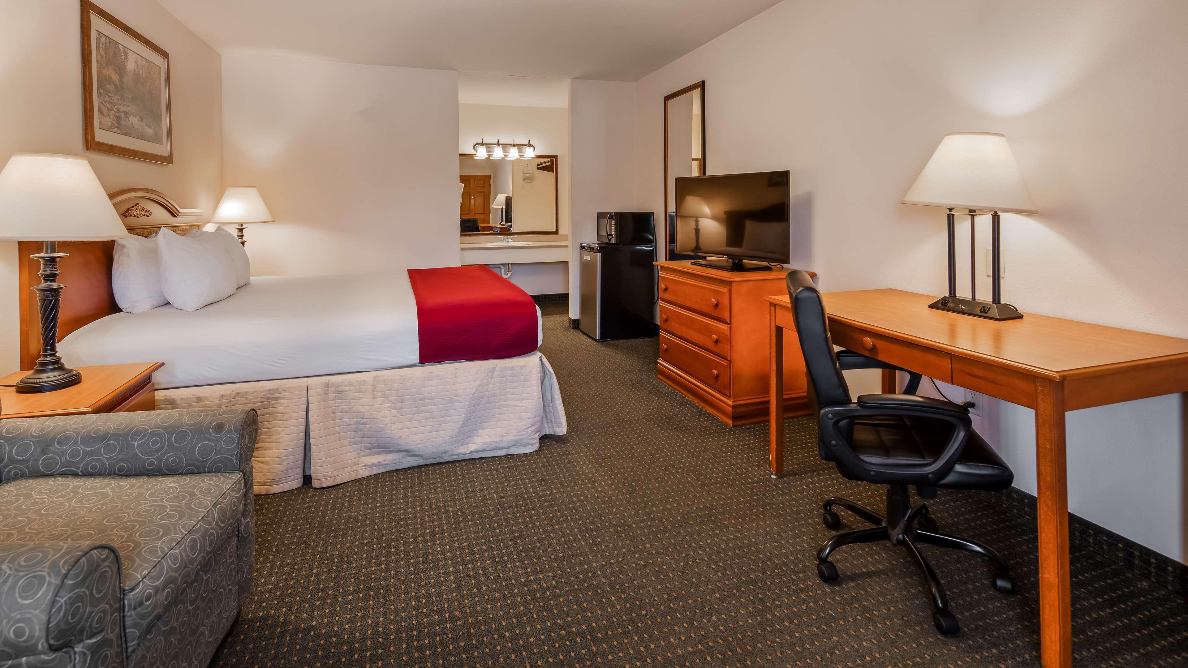 Surestay By Western 3*
